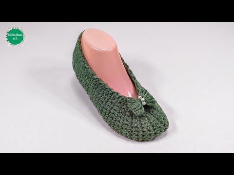 Видео: Легкие тапочки крючком для начинающих.