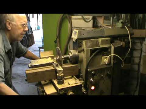 Видео: Устройство для натяжения ремней китайского сверлильного станка