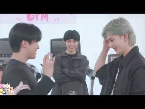 Видео: | STRAY KIDS | влог от сынмина🐶. (говорю сразу в этом видео 2 серии!) смешная озвучка#7-8??