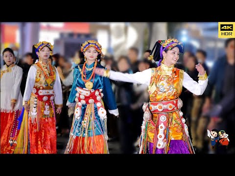 Видео: Ё н чжи танцует с девушками из родного города, и красивая улыбка незабываема!