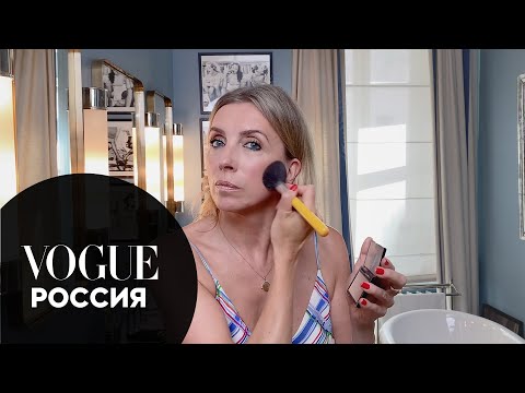 Видео: Секреты красоты: Светлана Бондарчук показывает, как сделать макияж для голубых глаз