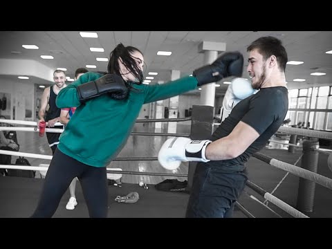 Видео: Девушка МС против Двух МСМК по боксу