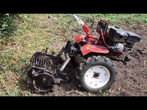 Видео: Транспортёрная или ленточная картофелекопалка на мотоблок Brait 15л.с.