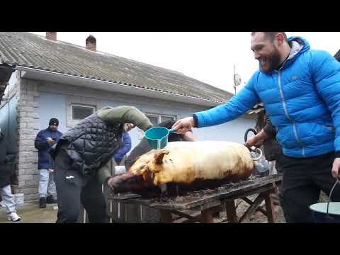 Видео: Вот так в Молдавии приготовился к рождеством