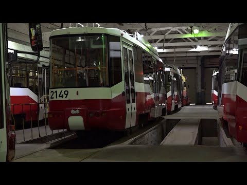 Видео: Новые модернизированные трамваи будут перевозить новосибирцев // "Новости 49" 23.10.24