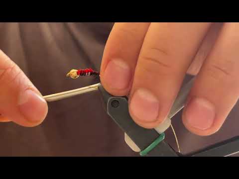 Видео: НИМФА ДЛЯ ХАРИУСА,ПЛОТВЫ,ОКУНЯ!БЫСТРО И ПРОСТО!