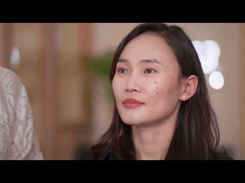 Видео: Хуурай арьстай хүн Beute God -ийн LONGWEAR крем болон праймер ашиглан натурал будалт хийх вэ?