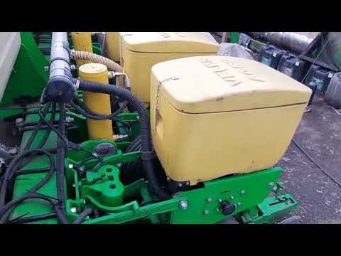 Видео: 4.04.2020 Сівалка СПМ8 (Велес- Агро) підготовка до посіву, нюанси.