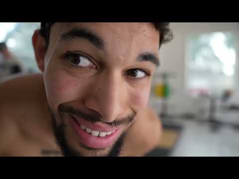 Видео: Мне нравится усердно тренироваться, чтобы прыгать очень высоко в воздух