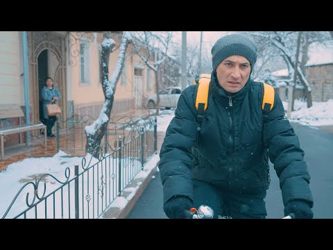 Видео: Оталар сӯзи... "Кӯчада қолган "доставка”чи" [Otalar so'zi... "Кo'chada qolgan "dostavka”chi"]