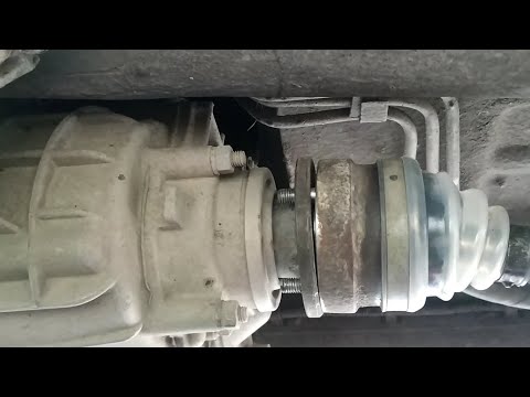 Видео: Замена пыльников кардана. Нива 21214.