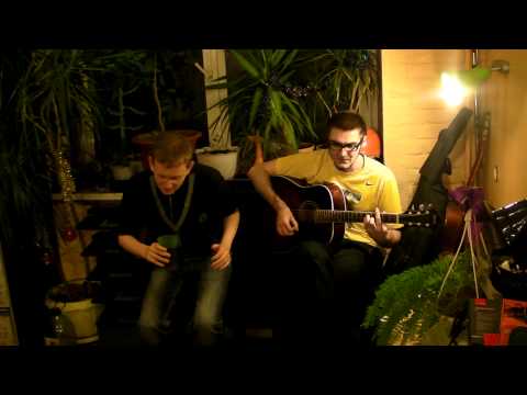 Видео: IntroVert feat. Winny da Poooh - Не надо слёз (квартирник 2011.12.24)