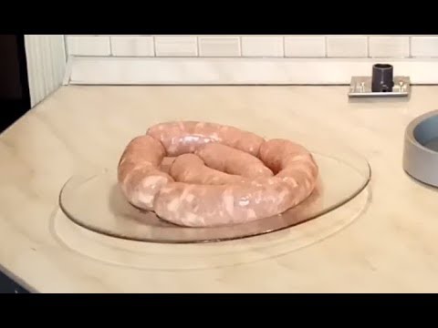 Видео: Делаем вкусные колбаски на кухонной машине Kenwood