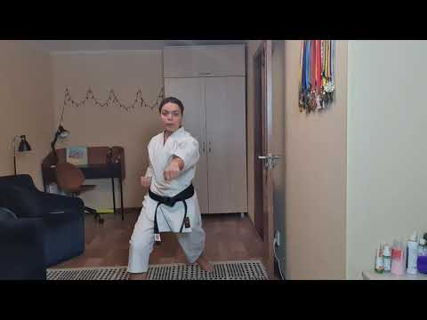 Видео: Урок 2 | Карате дома. Кихон + игра