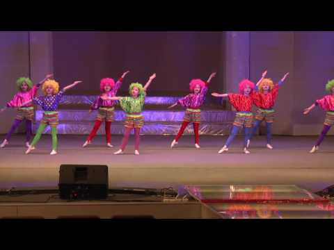 Видео: ДШИ 2 танец "Клоуны".
