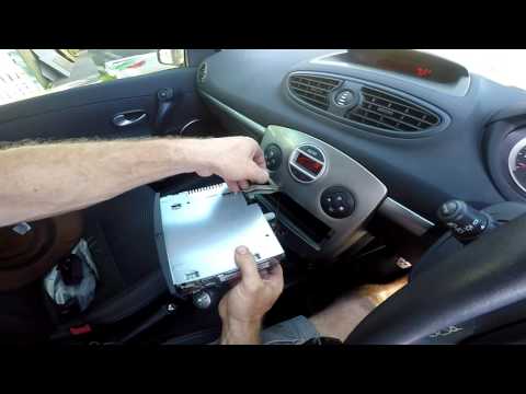 Видео: Как добавить MP3-плеер iPhone, iPod или Android к стереосистеме Renault Clio