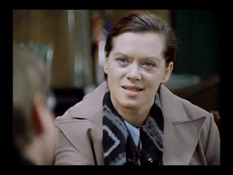 Видео: Самая светлая голова современности. Служебный роман