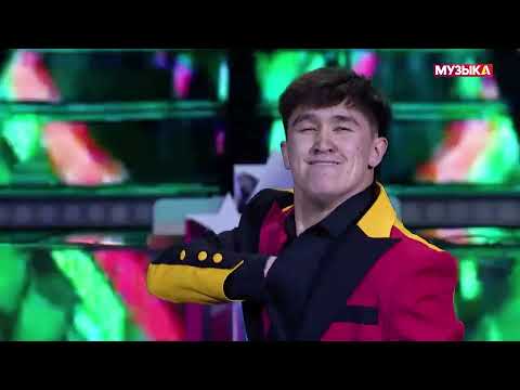 Видео: “Жылдын мыкты ырчы мырзасы” номинациясынын жеңүүчүсү Бакас