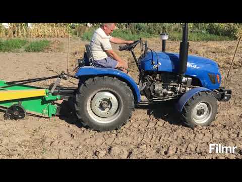 Видео: Картоплекопалка КТН-1-44 в роботі