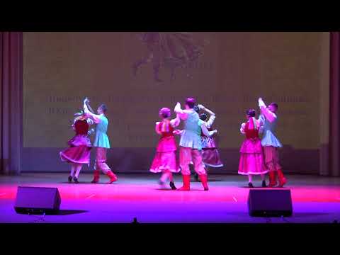 Видео: Польські народні танці "Куявяк та оберек!