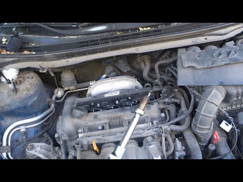 Видео: Видео инструкция. Как открутить сломанную свечу зажигания. How to unscrew a broken spark plug.