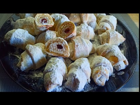 Видео: Вкусные слоёные рогалики на кефире и смальце