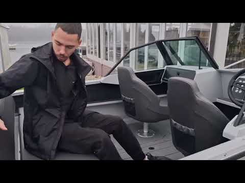 Видео: Первое знакомство с новинкой - катер Victory A4 на Samara Boat Weekend 2025