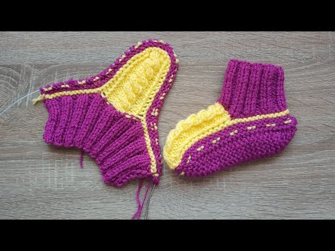 Видео: #НосочкиНаДвухСпицах Нарядные и удобные носочки без шва по подошве на двух спицах.