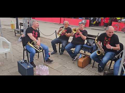 Видео: Малашевско хоро - Духов оркестър БОНОНИЯ