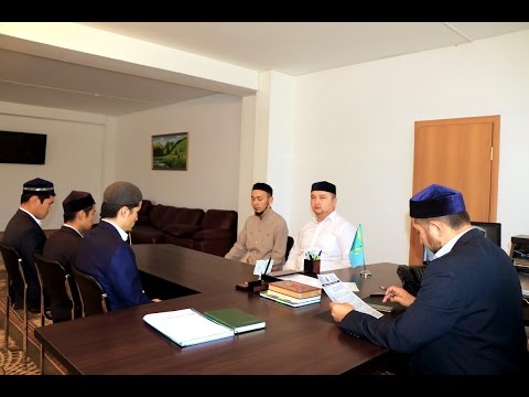 Видео: "Һибатулла Тарази" медресесінің бір күні