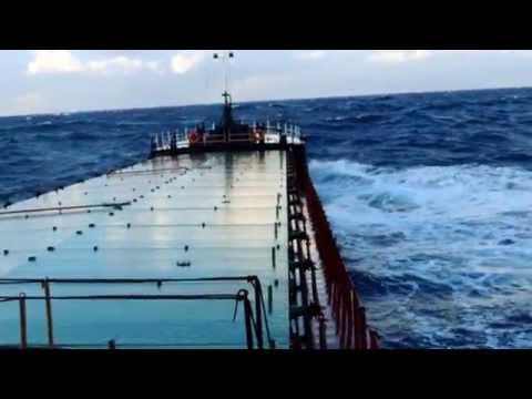 Видео: Жизнь моряка