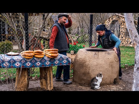 Видео: Выпечка хлеба в тандыре 🍞🔥 | Классический рецепт из прошлого 🌾