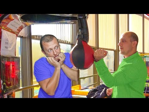 Видео: УДАР ГОЛОВОЙ. НЕРФ БРОС ШОУ HEAD STRIKE