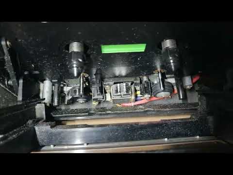 Видео: Кассетные деки AKAI GX-7. Кто-то знал, что они были разных модификаций? Попались две разные. Часть 1