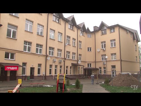 Видео: Элитный дом, в котором невозможно жить, продал застройщик в Гродно