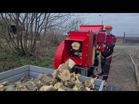 Видео: Дизельний подрібнювач гілок TN-130D PRO під фаркоп tocător de crengi