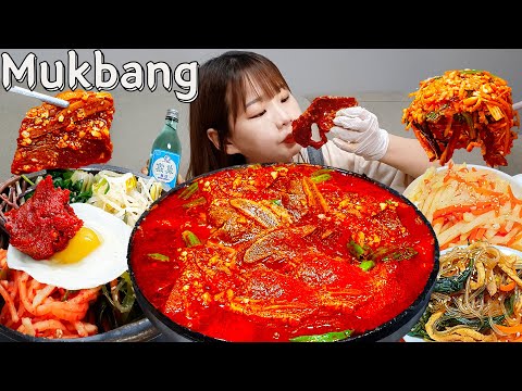 Видео: Sub)Real Mukbang- Острые тушеные короткие ребрышки 🔥 Пибимбап в горшочке с горячими камнями 🥘 ASMR