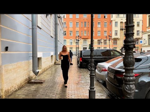 Видео: Walking Tour in St Petersburg 4К №312 Rainy walk on Nevsky Prospekt