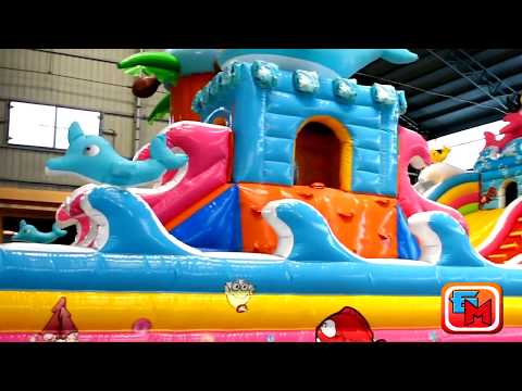 Видео: Надувной батут «На морском дне», размер 18*10*7 м.