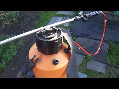 Видео: Самодельный электрический опрыскиватель