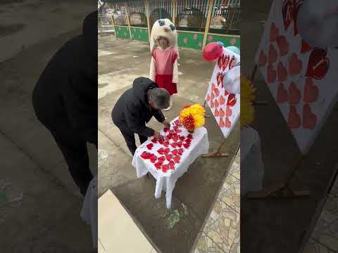 Видео: №126 “Шұғыла” бөбекжай бақшасы 2 корпус. #алғыскүні “Ата-аналармен челлендж”. Саз жетекші:Малика.Э.М