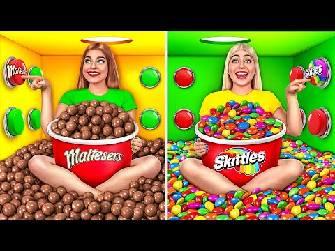 Видео: 1000 Загадочных Кнопок и Только Одна Тебя Спасет | Смешные Челленджи от Multi DO Challenge