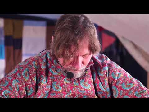 Видео: Великолепный бард и виртуозный гусляр  Егор Стрельников