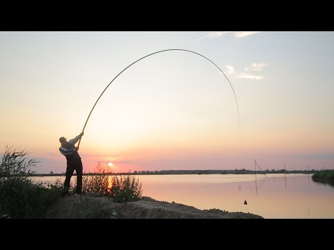 Видео: Краш-тест поплавочных удочек ретро против современности. Ловим, грузим, ломаем. Рыбалка на удочку