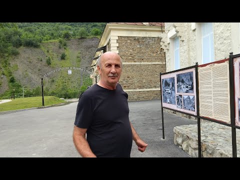 Видео: Садон.Почти вымерший город в котором теплится жизнь .Старожил здешних мест Руслан поведал историю.