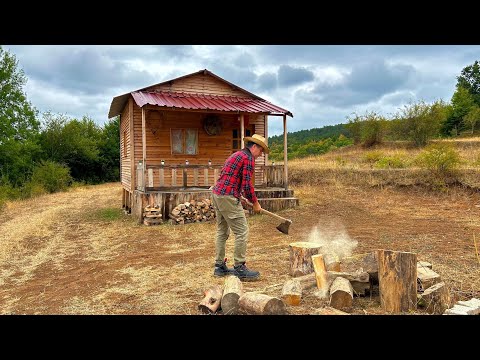 Видео: Деревенская жизнь. Жизнь в деревянном горном доме.
