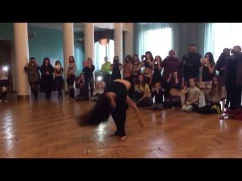 Видео: Мастер Класс от Дарьи Мицкевич табла соло 01