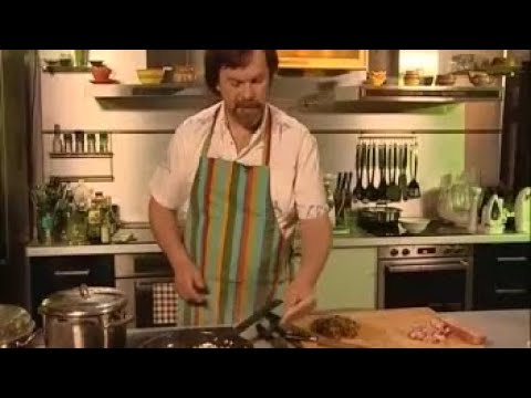 Видео: Говяжий язык с луковым взваром и картофельным пюре