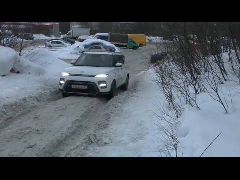 Видео: Kia Soul и Haval f7x на зимнем бездорожье