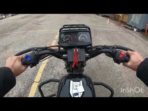 Видео: Начало движения и остановка на мотоцикле в первый раз